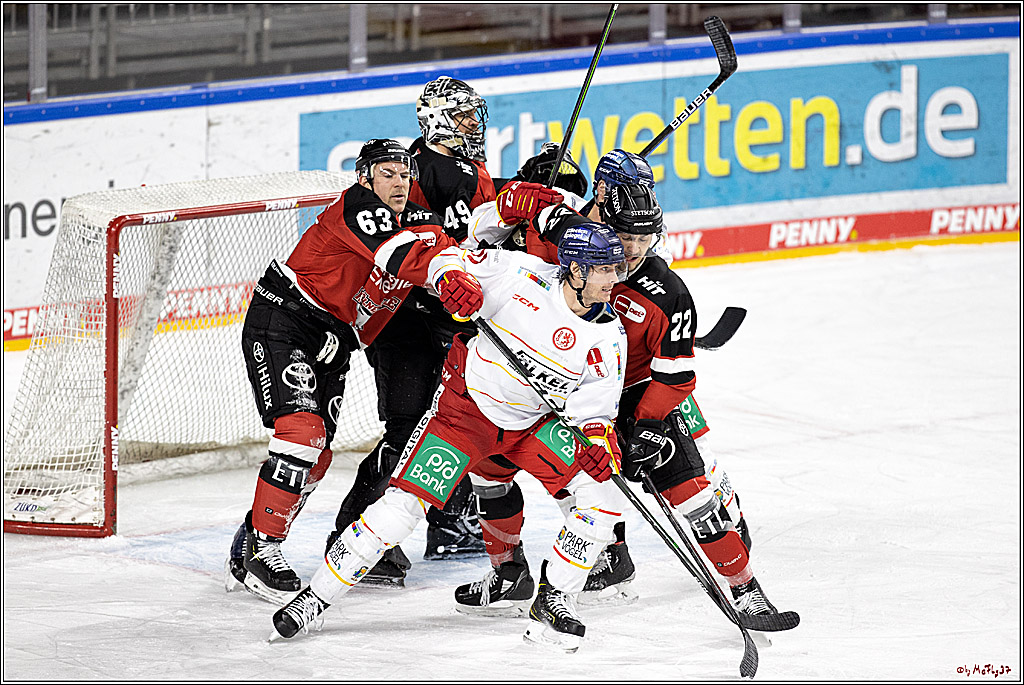 PENNY DEL;  Koelner Haie - Duesseldorfer EG ; Koeln, 16.01.2022